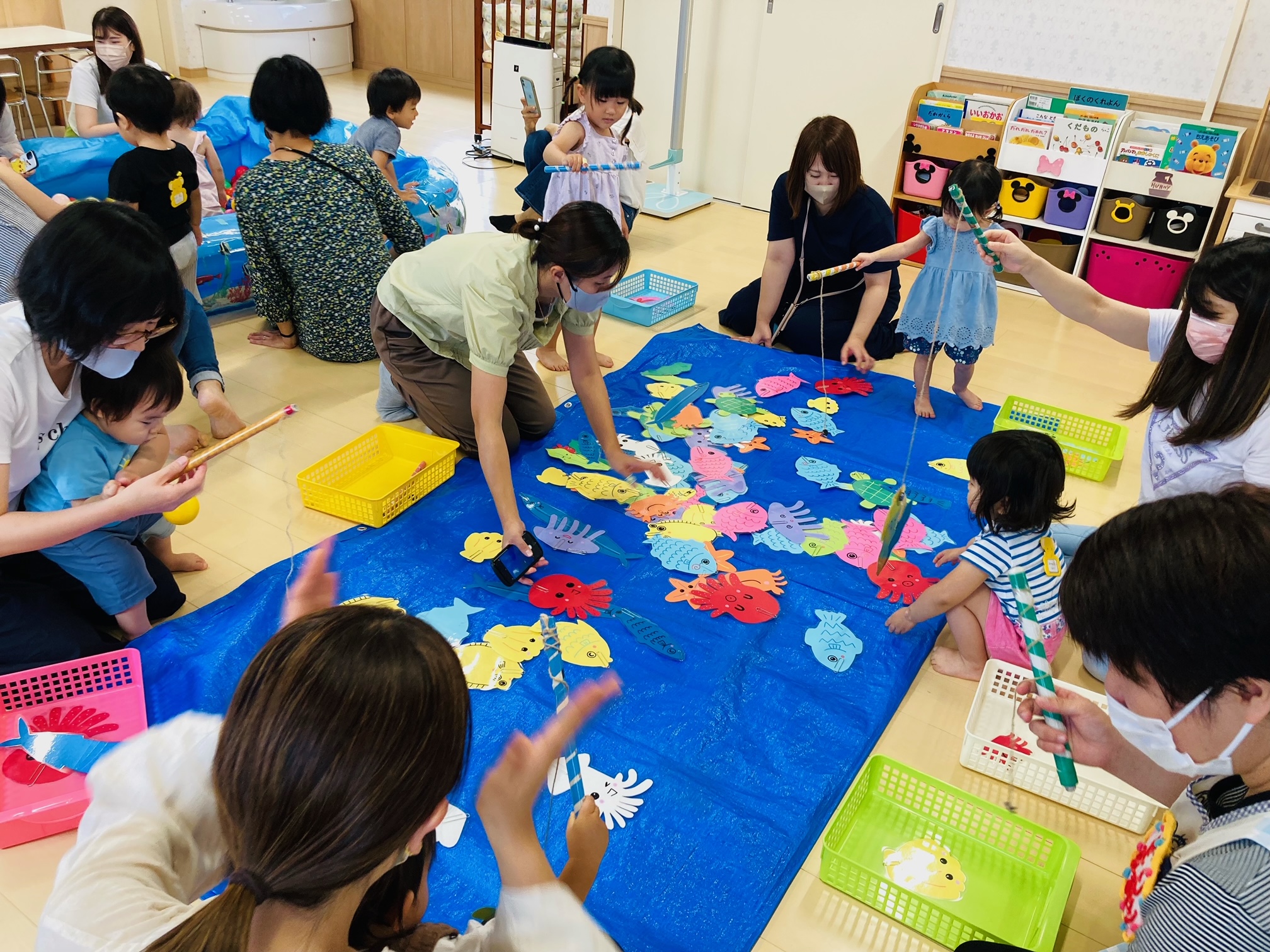 お魚ごっことボールプール