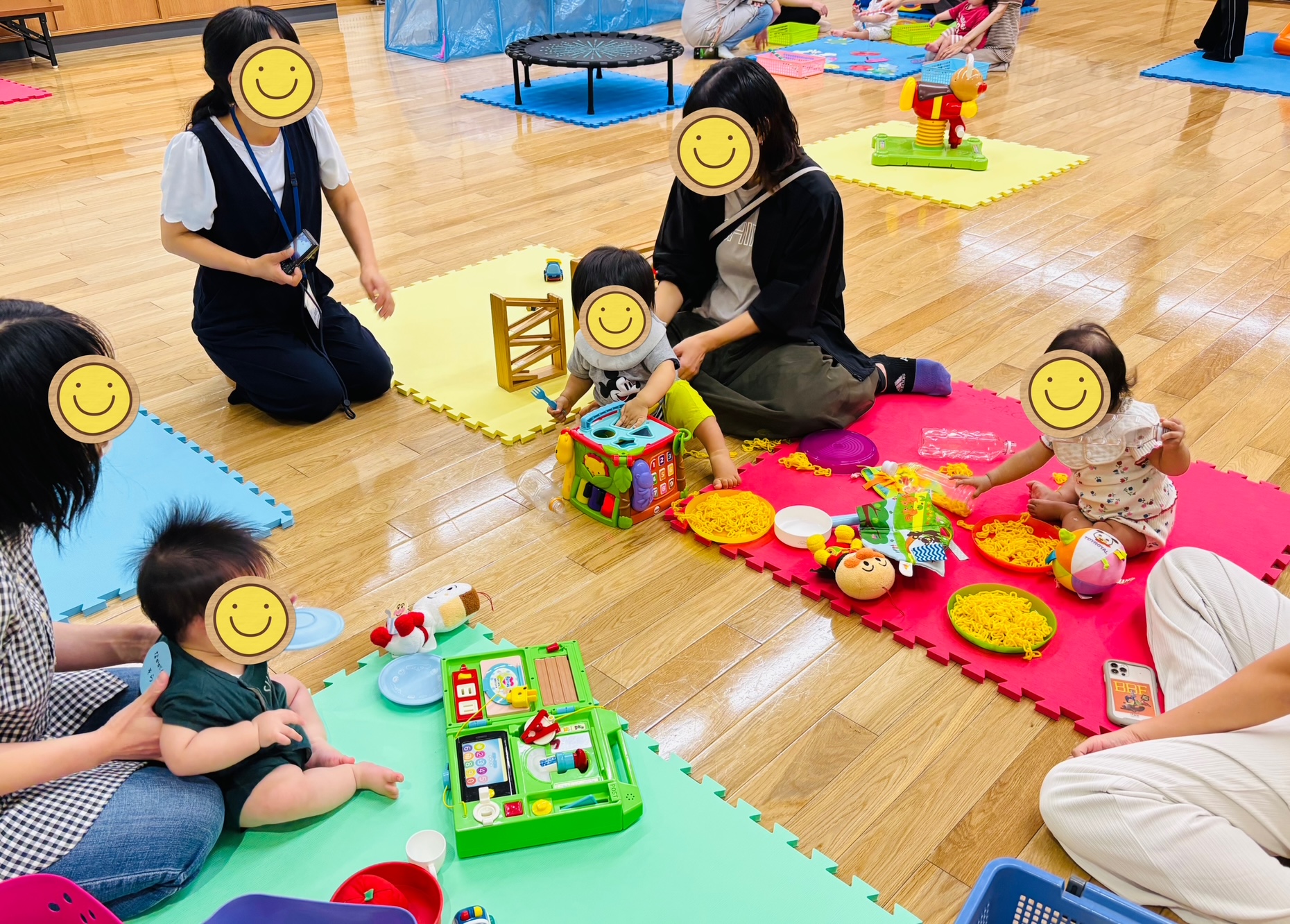 ママホットカフェ「プレ幼稚園」in ひびきの市民センター