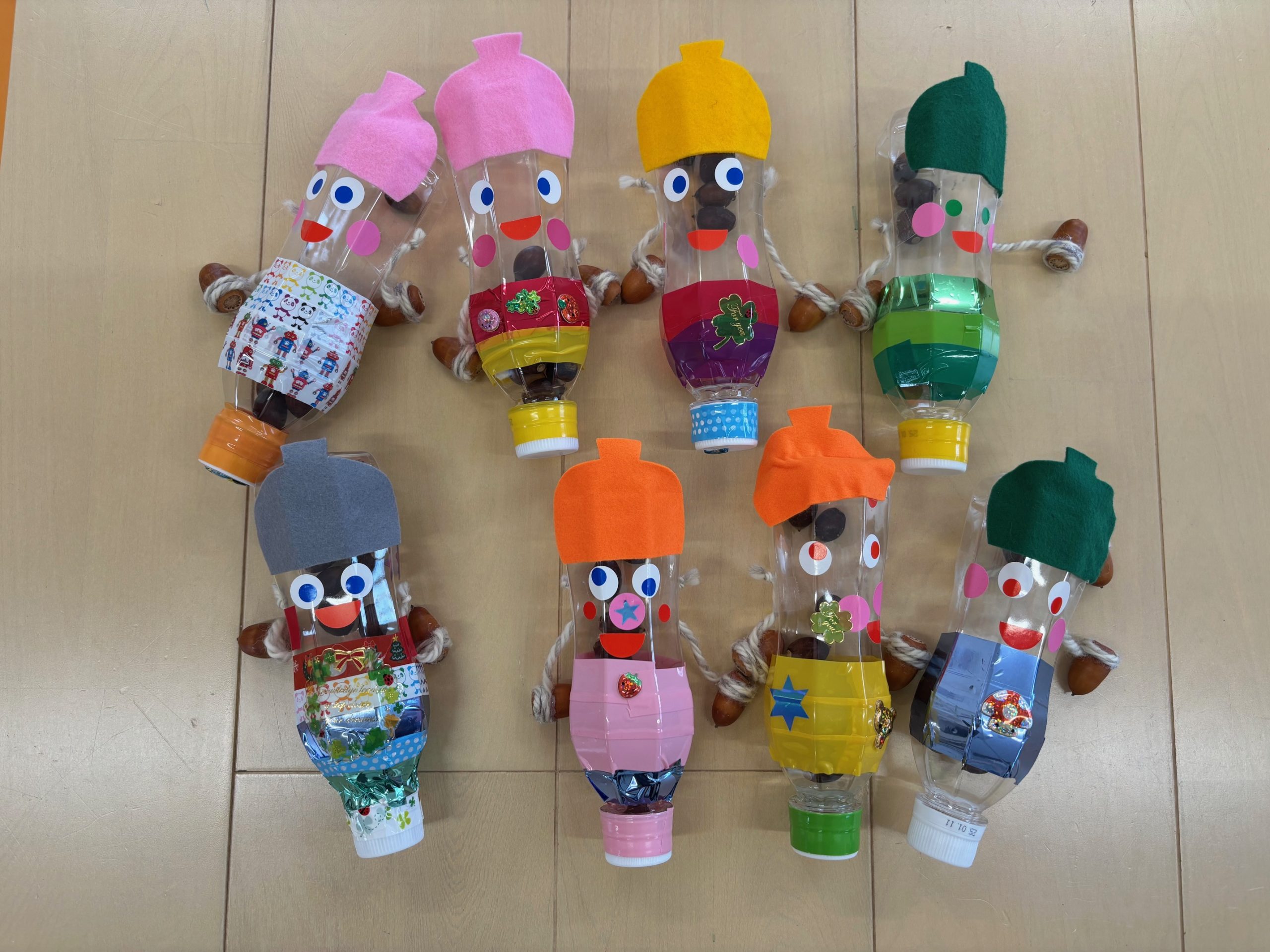 どんぐりを使っておもちゃを作りまし！！